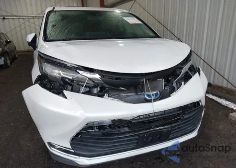 2022 Toyota Sienna Xle из США, поврежденный, VIN 5TDYRKEC0NS098197
